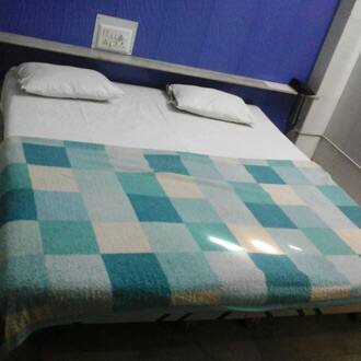 Hotel Jewels, Surat 3